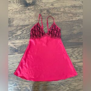 Source Unknown Vibrant Pink Lace Chemise